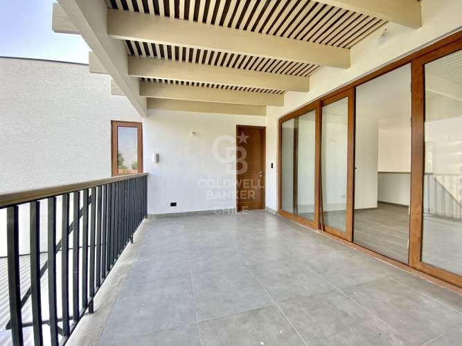 Gran Oportunidad Los Bosques - Frente a La Laguna- Chicureo