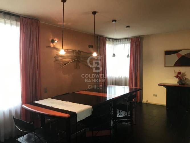 Casa esquina Moderna y con buena arquitectura