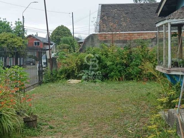 Casa con 770 m2 de terreno en el centro de la ciudad