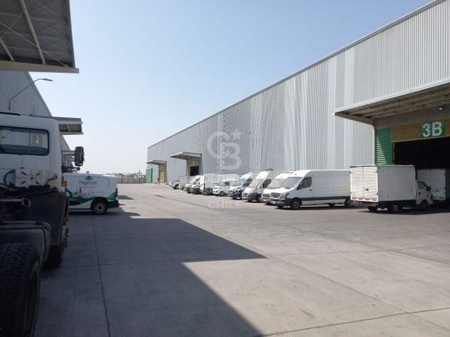 Arriendo bodega de 1.805m2 Parque Industrial Lo Boza