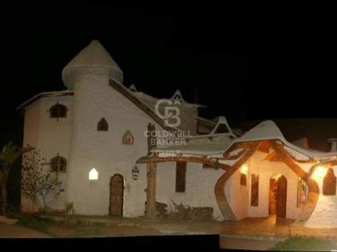 Casa arquitectura temática  Concón Campus del Mar