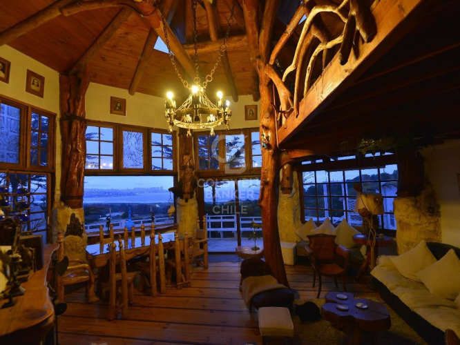 Casa arquitectura temática  Concón Campus del Mar