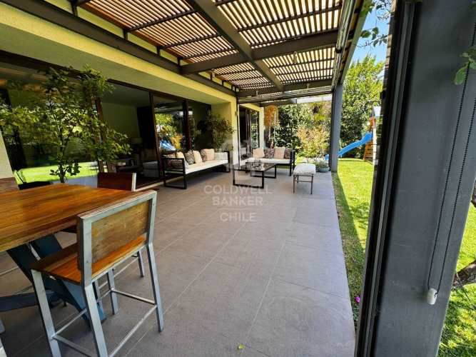 José Rabat | A pasos del colegio Pedregales