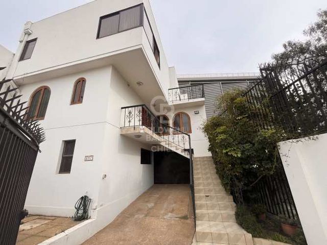 Casa grande vista al mar Cerro Los Placeres ideal comercio