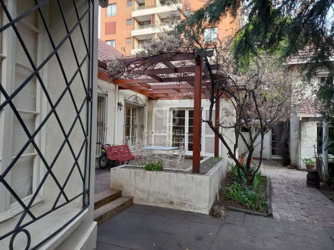 Espectacular casa en  Providencia (Residencial / Comercial)