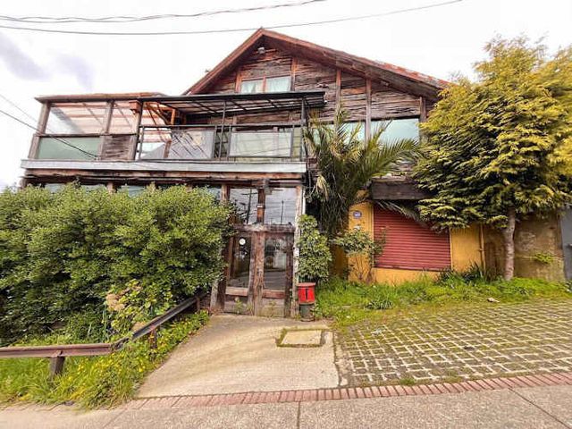 Edificio en pleno centro de Puerto Montt.