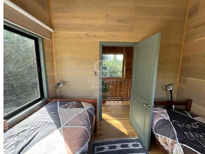 Amplia casa frente a Lago Puyehue.