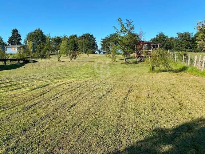 Amplia casa frente a Lago Puyehue.