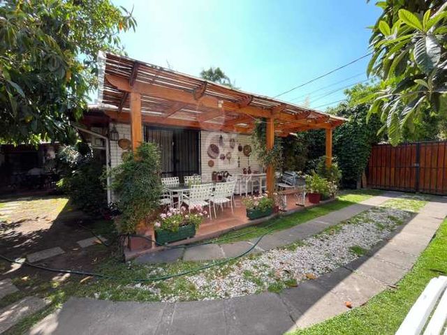 Barrio tranquilo excelente conectividad - Vitacura