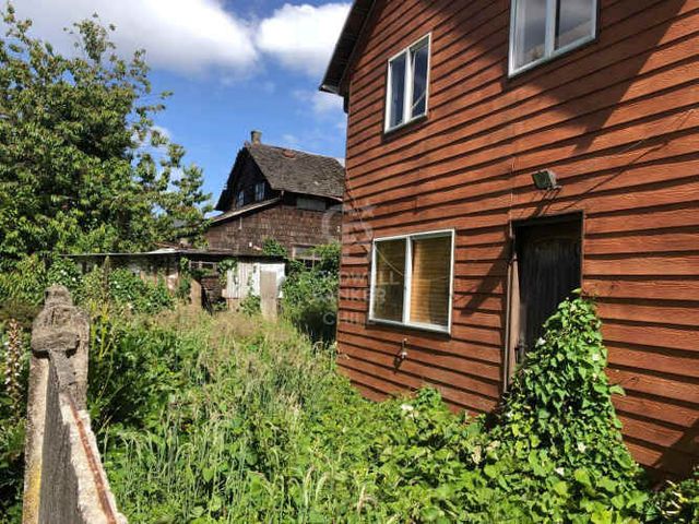 Sitio Comercial en Del Salvador altura Clínica PV