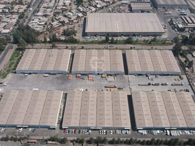 Arriendo bodega 1000 m2 Las Acacias, San Bernardo