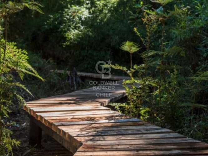 Casa en Frutillar, Entorno exclusivo parcela con playa.