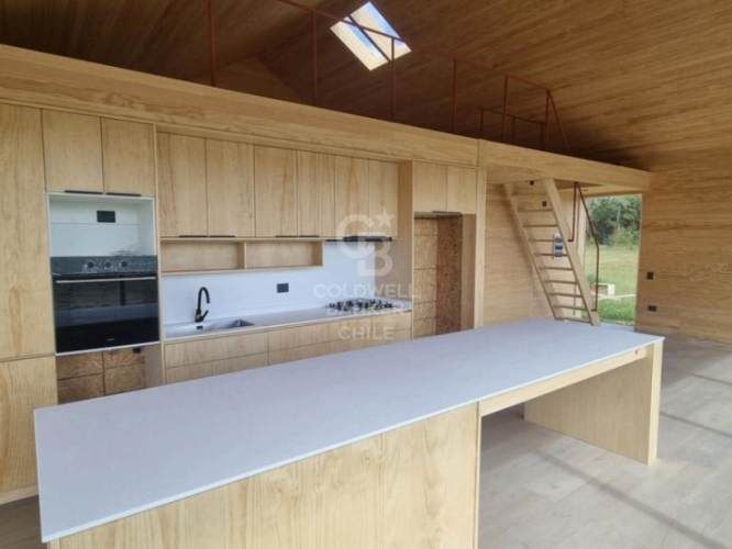 Casa en Frutillar, Entorno exclusivo parcela con playa.