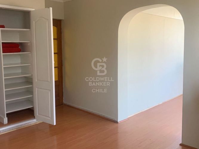 Amplia Casa Esquina Comercial Limache