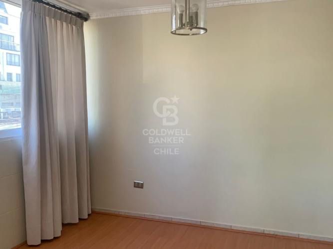 Amplia Casa Esquina Comercial Limache