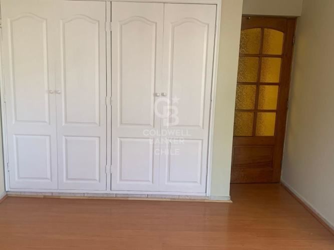 Amplia Casa Esquina Comercial Limache