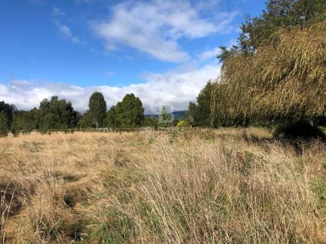 Salida directa al Lago y vista al Volcán