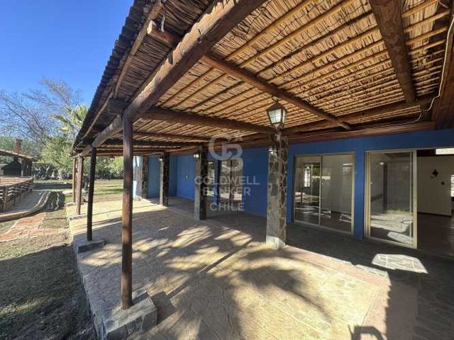 AMPLIA CASA USO COMERCIAL | CHICUREO | CHAMISERO