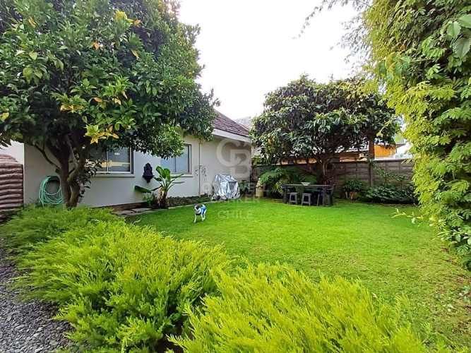 AMPLIA Y CON EXCELENTE UBICACIÓN