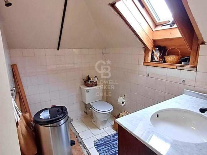 AMPLIA Y CON EXCELENTE UBICACIÓN