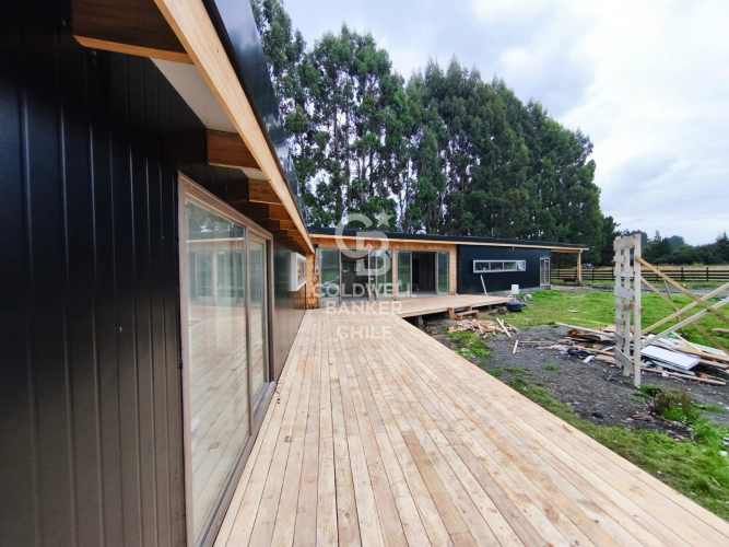 Casa nueva con espectacular diseño moderno.