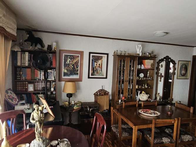 Casa c/cabaña independiente en ubicación estratégica