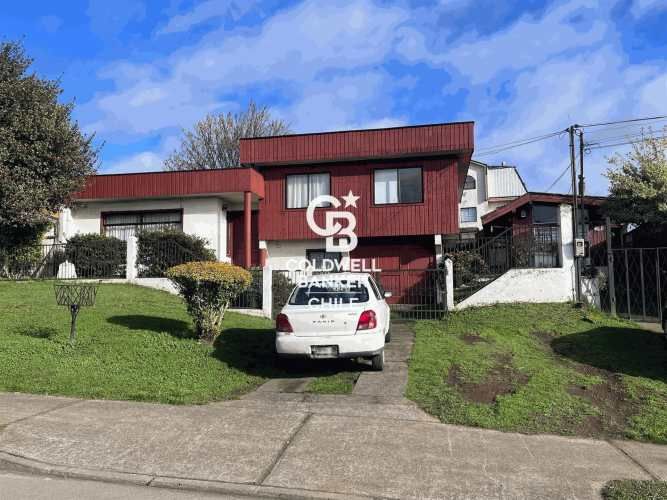 Casa c/cabaña independiente en ubicación estratégica