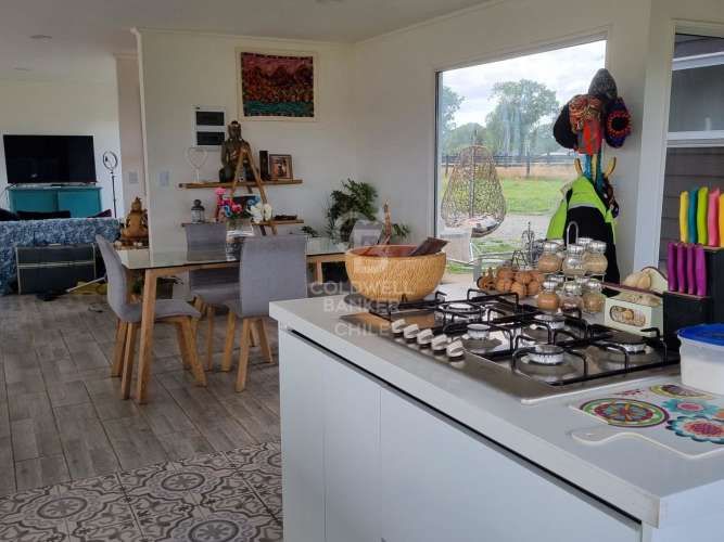 Hermosa Casa en Parcela en Frutillar: Confort y Naturaleza