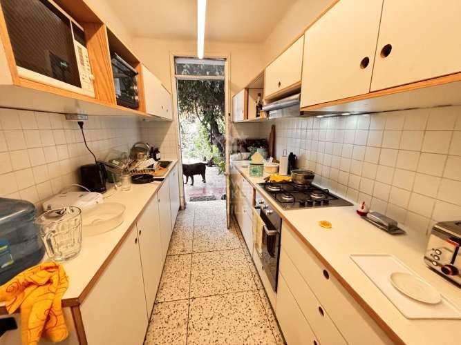 Casa Barrio Italia, Comercial o Habitacional