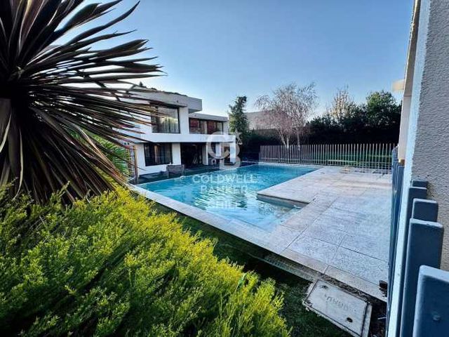 CHICUREO| Colegio Alemán | Recién Remodelada