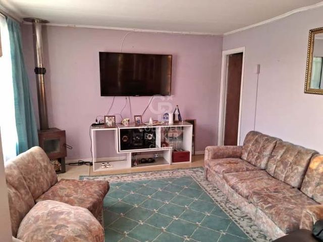 Casa Centro de Quilpué con Amplios Espacios