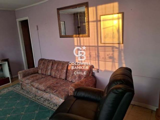 Casa Centro de Quilpué con Amplios Espacios