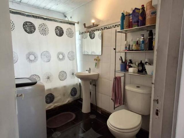 Casa Centro de Quilpué con Amplios Espacios