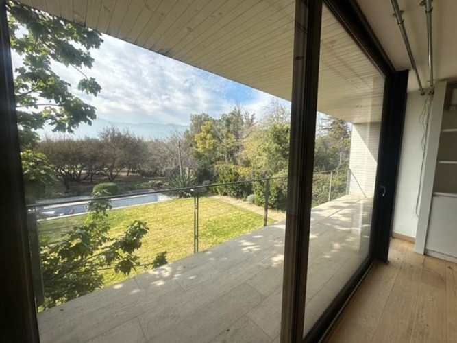 Exclusiva casa frente a cancha de Polo en Chicureo