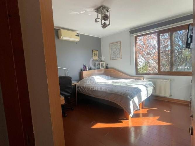 Gran casa Bosques de Piedra Roja, Chicureo