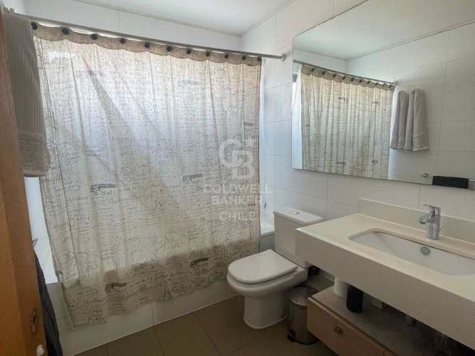 Gran casa Bosques de Piedra Roja, Chicureo