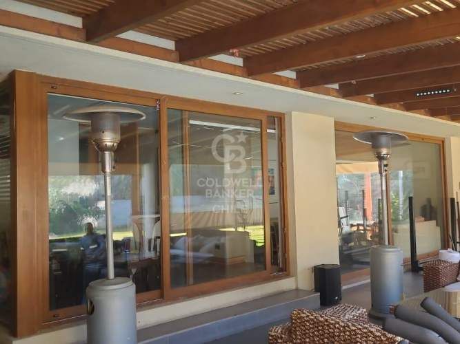 Gran casa Bosques de Piedra Roja, Chicureo