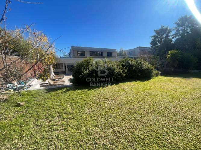 Gran casa Bosques de Piedra Roja, Chicureo