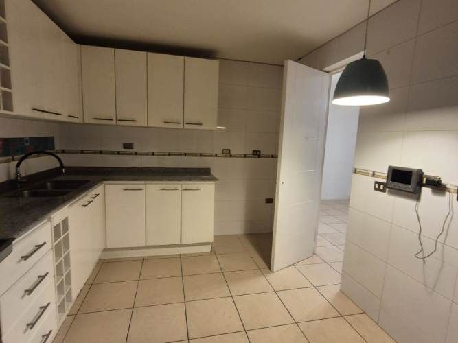 Hermosa Casa Sector Parque Inglés