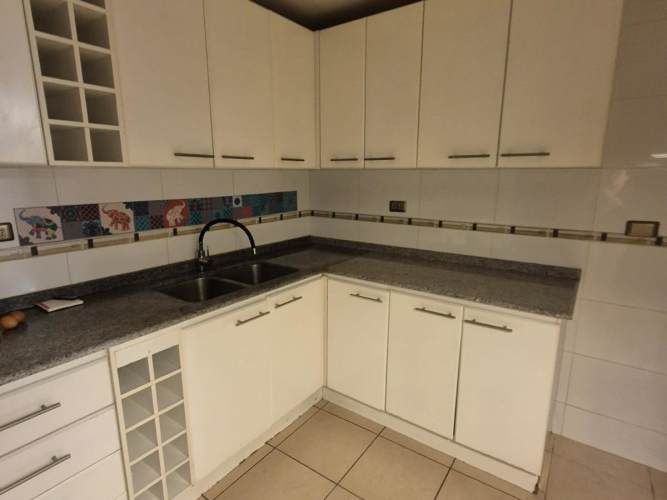 Hermosa Casa Sector Parque Inglés