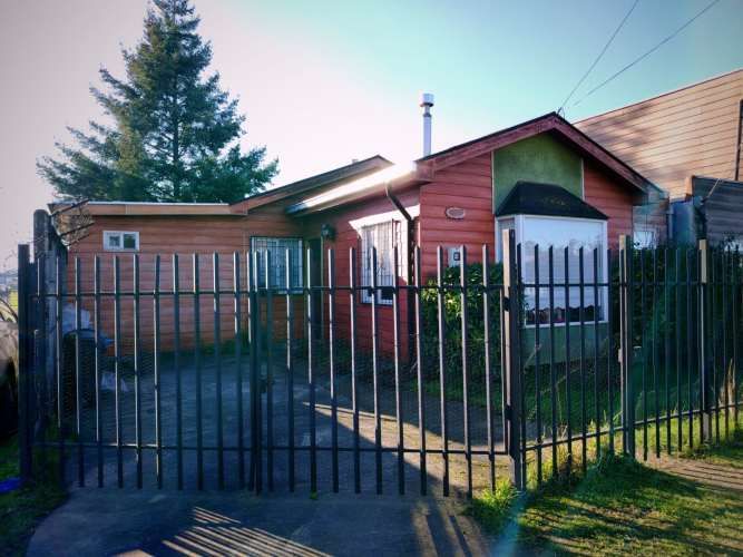 Hermosa casa de esquina en Mirasur