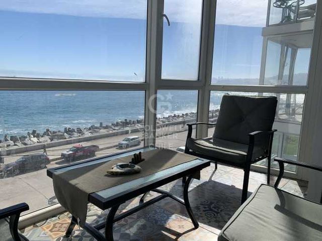 Viña del Mar, primera línea, vista despejada.