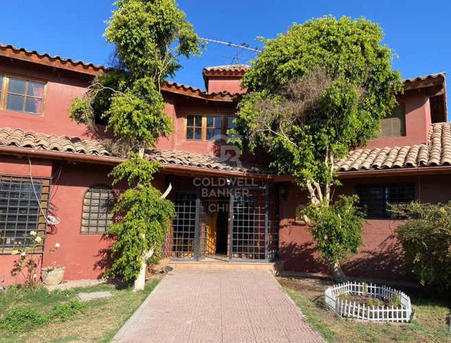 Hermosa casona en Talagante