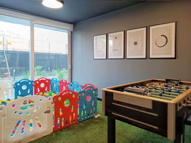 Til Til 1980 (1 Est /1 Bod) [826-1]