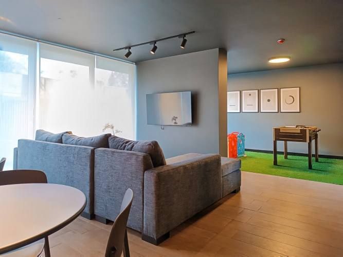 Til Til 1980 (1 Est /1 Bod) [826-1]