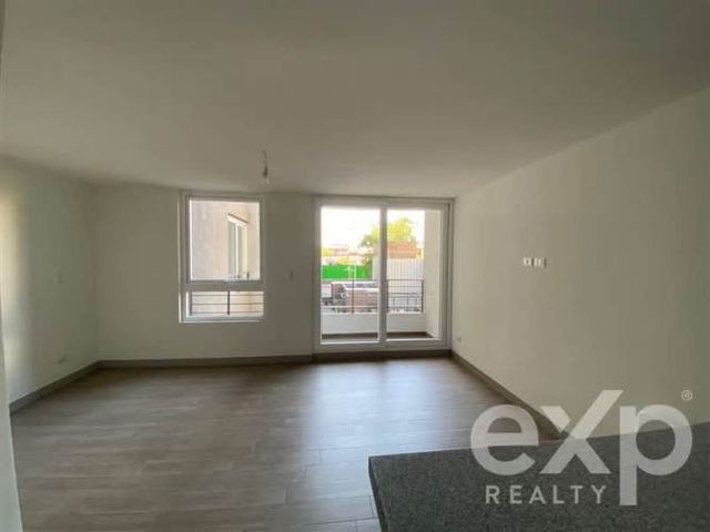 DEPARTAMENTO Frente al Club Hípico