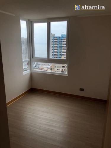 DEPARTAMENTO Edificio Costa Cavancha - Piso 25 (Vista frente a Playa Cavancha)