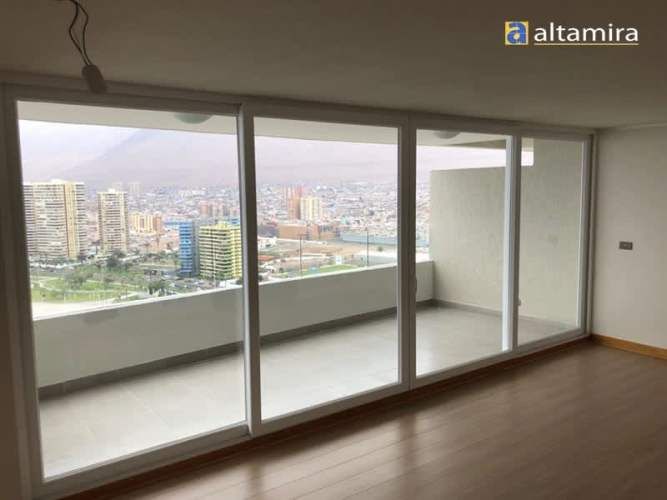 DEPARTAMENTO Edificio Costa Cavancha - Piso 25 (Vista frente a Playa Cavancha)