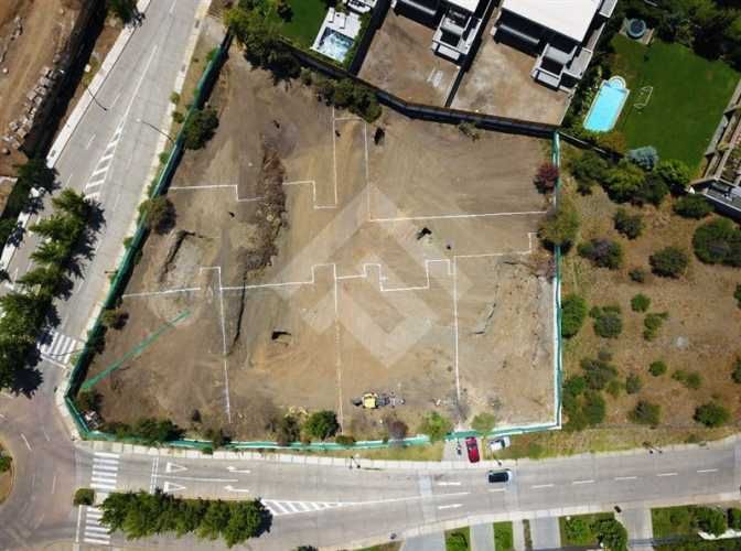 TERRENO CONSTRUCCION PASEO DEL CID