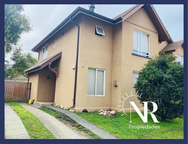 Se Vende Casa en Av. Torreones